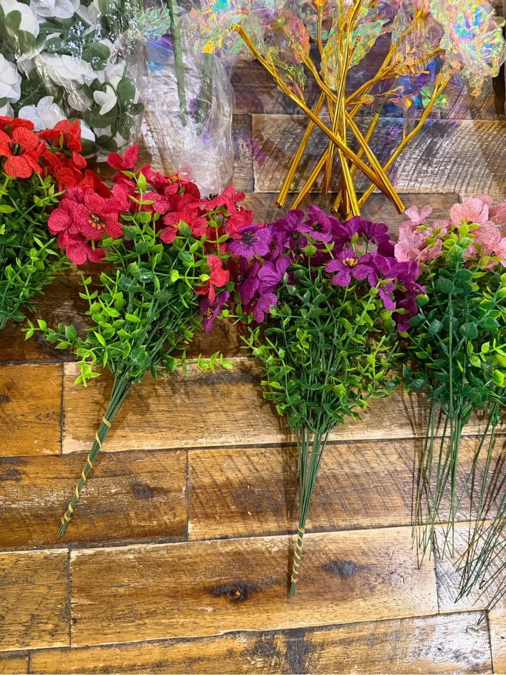 Lg Crafters BUNDLE Assorted Artificial Flowers foliage Holiday Showers Weddings